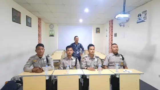 Tim Keamanan (Satpam)